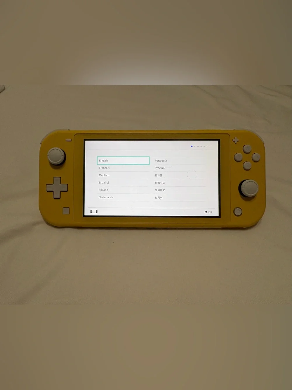 Nintendo Switch Yellow